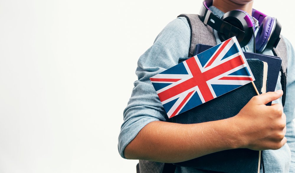 كيفية التقدم بطلب للحصول على تأشيرة شنغن بالنسبة للطالب الدولي في بريطانيا