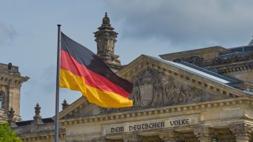 ألمانيا تعلن تحديث قائمة المناطق عالية الخطورة بسبب فيروس كورونا بتاريخ 1 مارس 2022